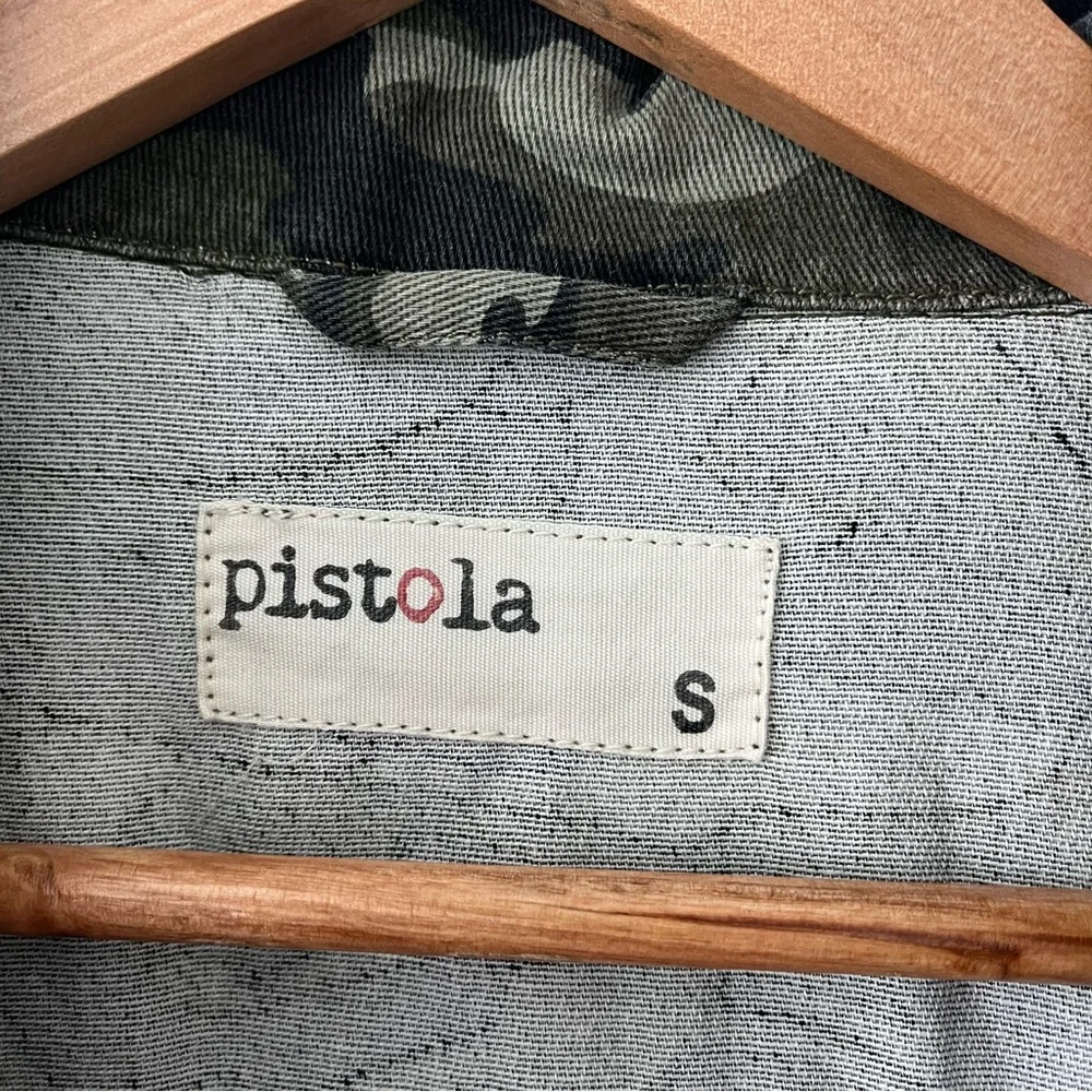 Pistola Embroidered ‘Real Friends’ Camo Jacket Size S - Picture 5 of 5